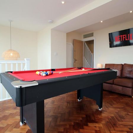 Luxury 4 Bedroom 4 Ensuite Home In Penarth 카디프 외부 사진