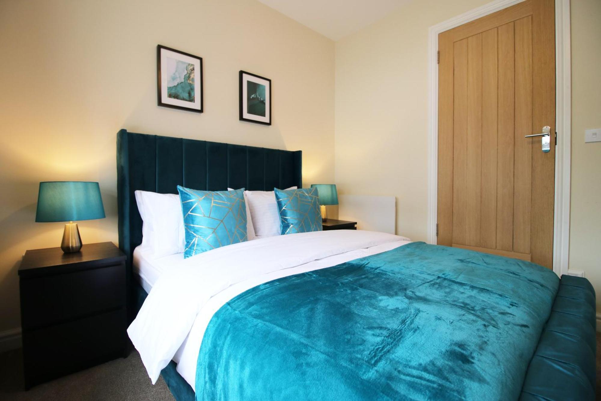Luxury 4 Bedroom 4 Ensuite Home In Penarth 카디프 외부 사진