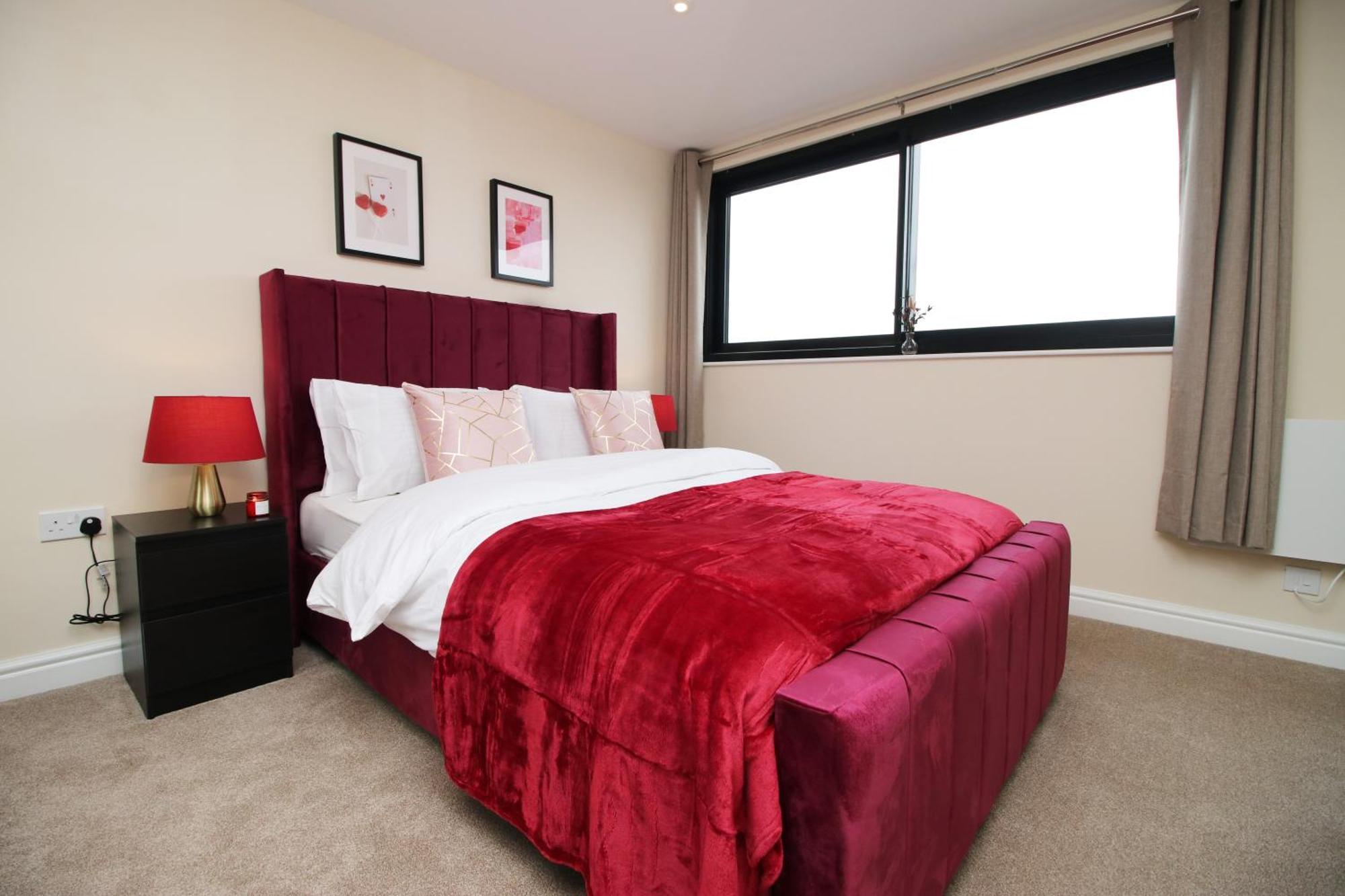 Luxury 4 Bedroom 4 Ensuite Home In Penarth 카디프 외부 사진