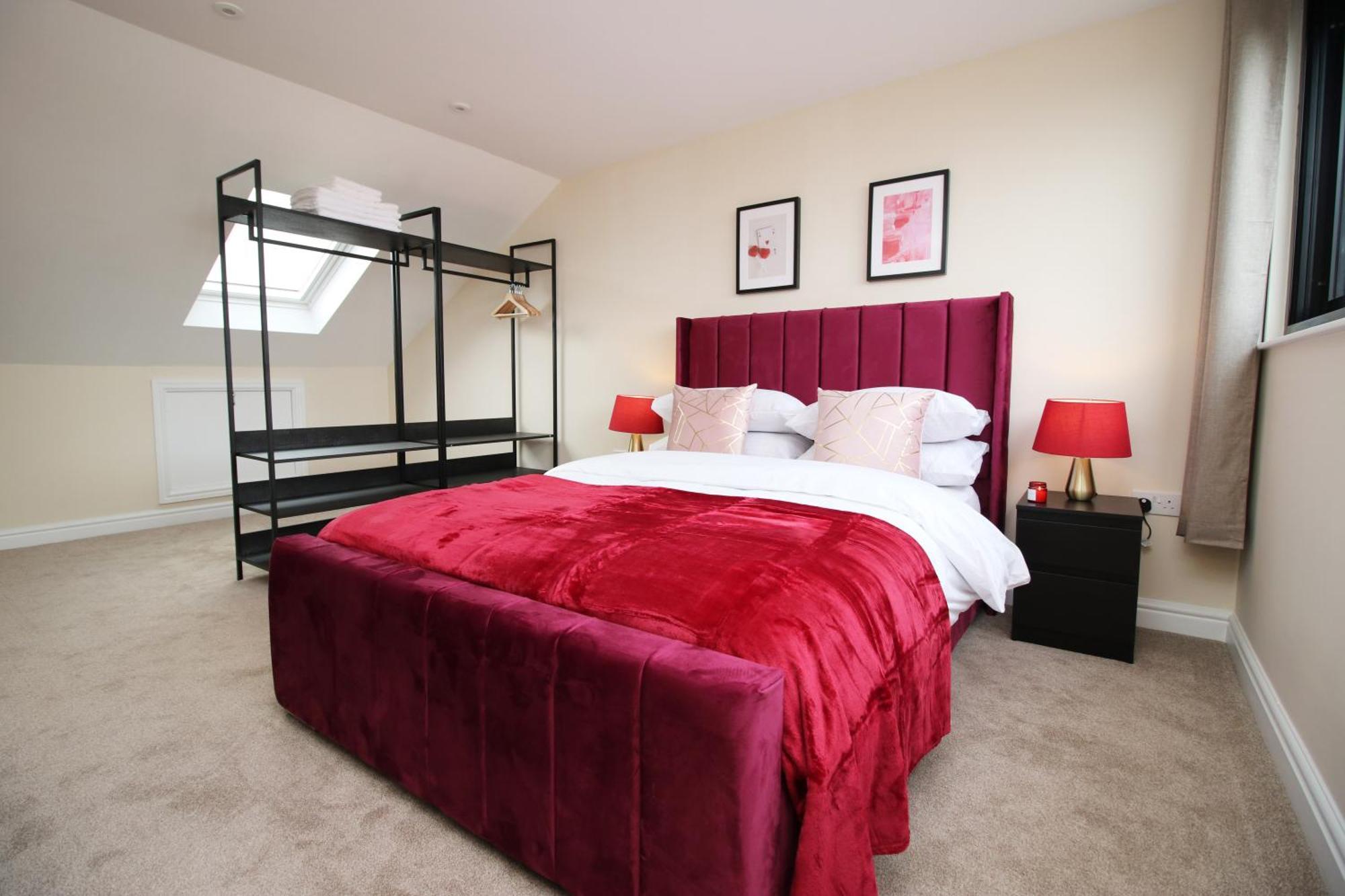 Luxury 4 Bedroom 4 Ensuite Home In Penarth 카디프 외부 사진
