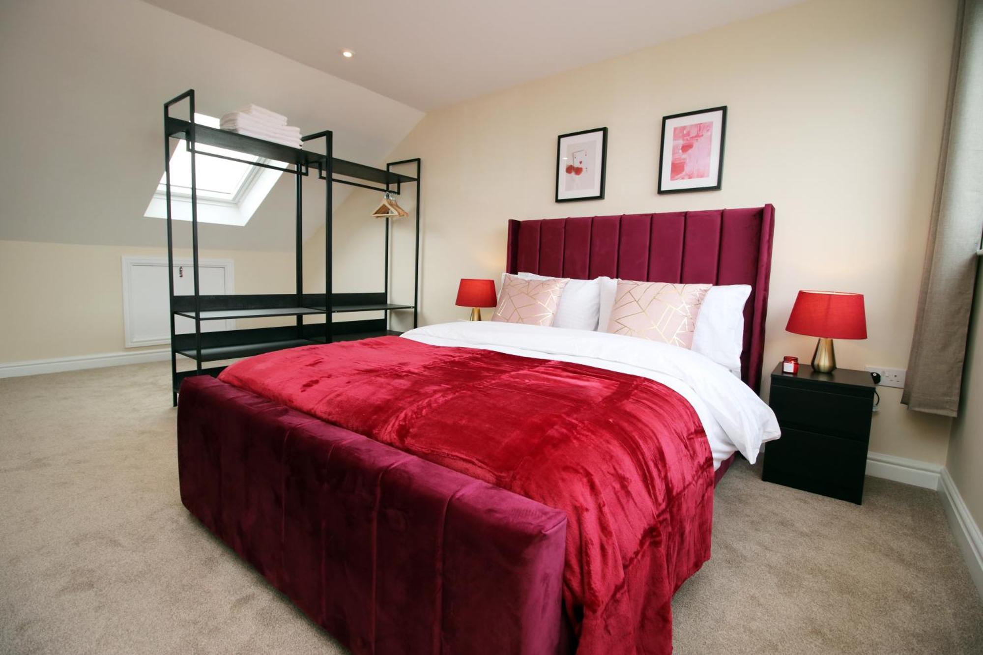 Luxury 4 Bedroom 4 Ensuite Home In Penarth 카디프 외부 사진