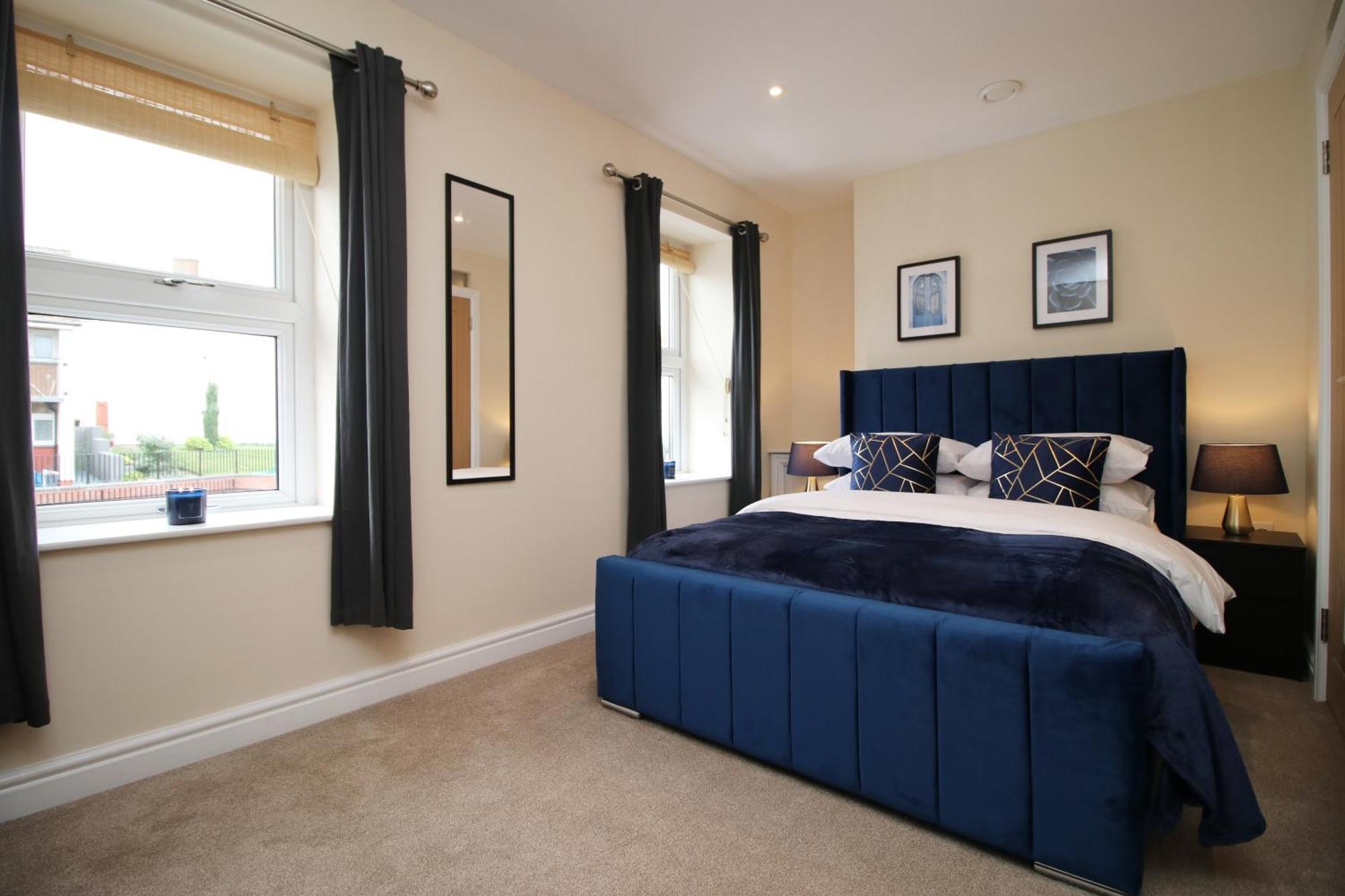 Luxury 4 Bedroom 4 Ensuite Home In Penarth 카디프 외부 사진