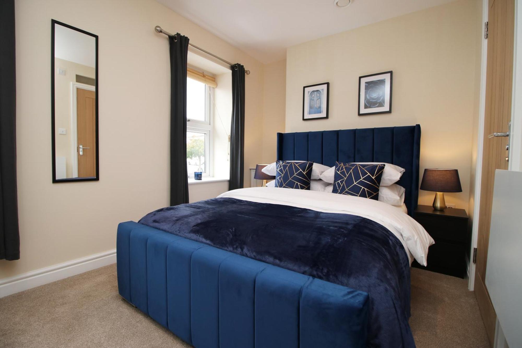 Luxury 4 Bedroom 4 Ensuite Home In Penarth 카디프 외부 사진