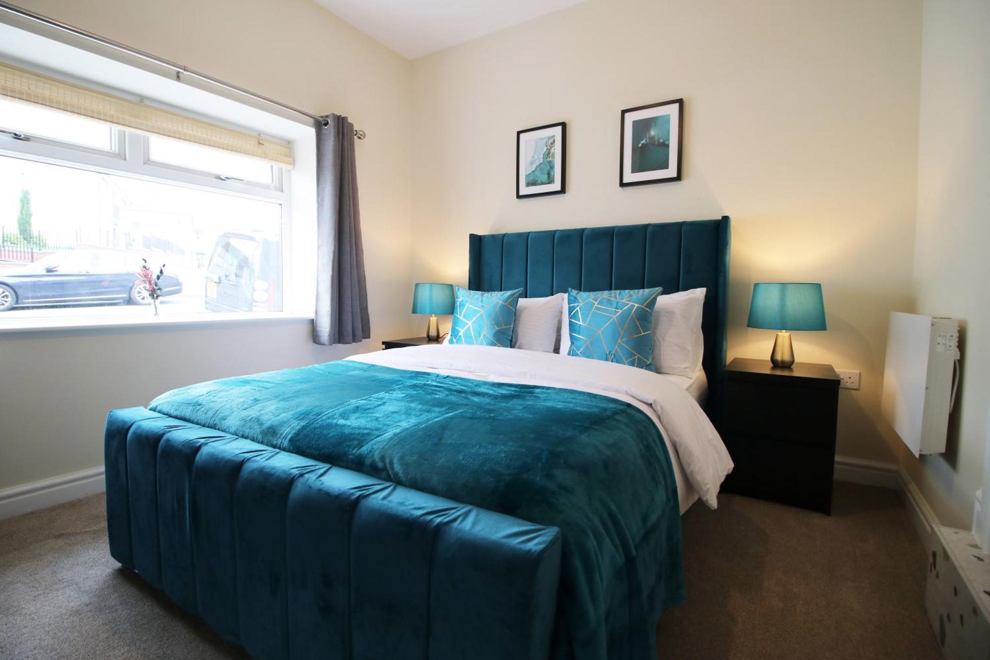 Luxury 4 Bedroom 4 Ensuite Home In Penarth 카디프 외부 사진