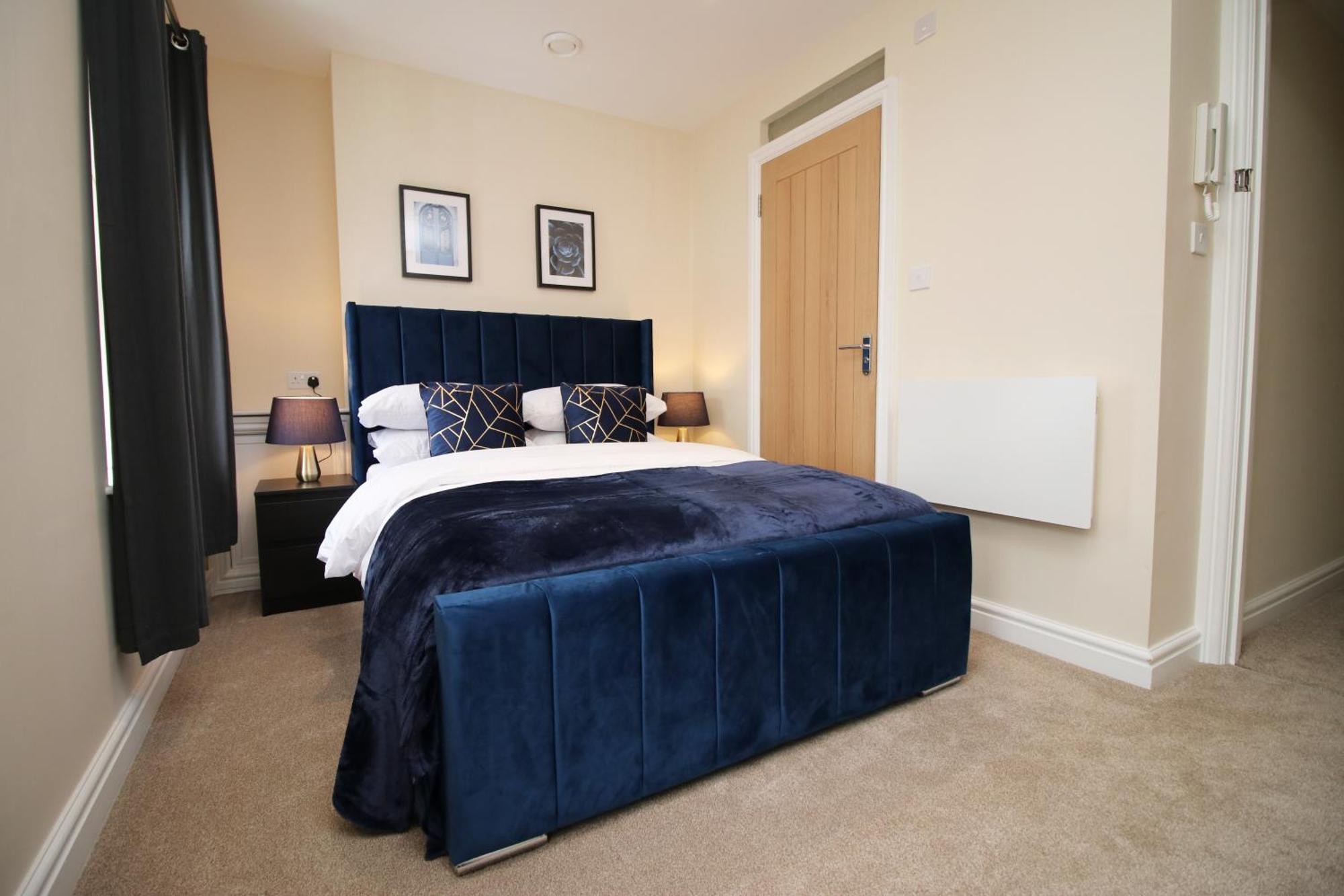Luxury 4 Bedroom 4 Ensuite Home In Penarth 카디프 외부 사진